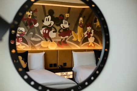 Disney's Hollywood Hotel
