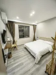 Guqushan Inn - غرفة مطلة على الجبل