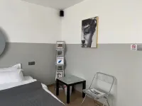 Tianye Theme Apartment