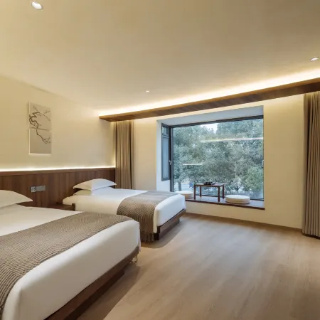 Floral Hotel · Bu Wan Hotel(Jiuhuashan Tourist Service Center Store)