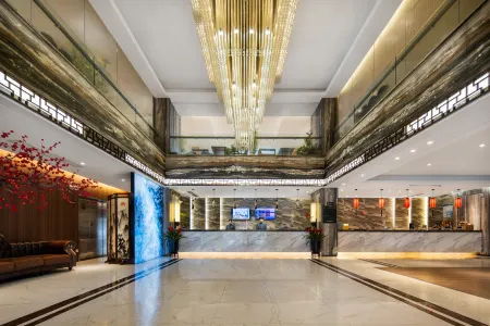 hansiyue hotel Отели рядом с достопримечательностью «Chaozhou Administration College»