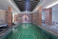 Hanshan se lake yunding resort (Fengshun Hotel, Meizhou) - Pools