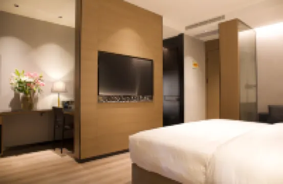 Liangmu Yiju Hotel (Beijing University of Chinese Academy of Sciences) Hotels near Hai Dian