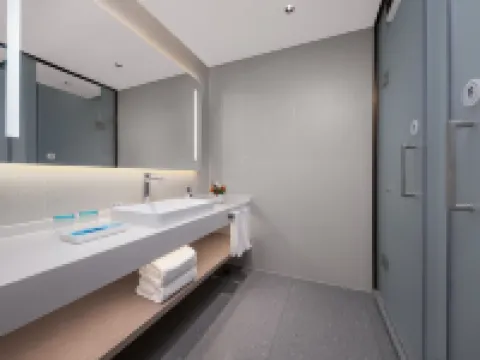 トルファン市ホリデイ イン エクスプレスホテル（美景天城飲食街） トルファン市のホテル