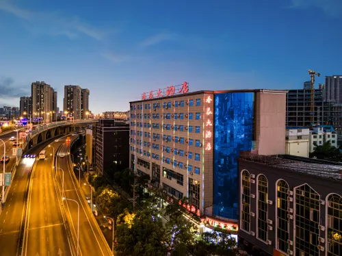 Chunchen Hotel
