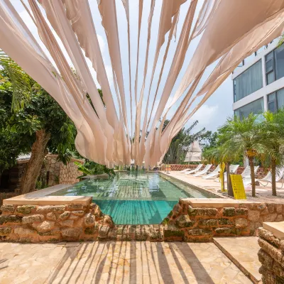 Weizhou Island Muyanxi Scenic Apartment (Rainbow Cliff Branch 1) Hotels near Weizhou Island