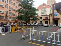 Shankee Hotel (Junan County Meishan Road) - parkir