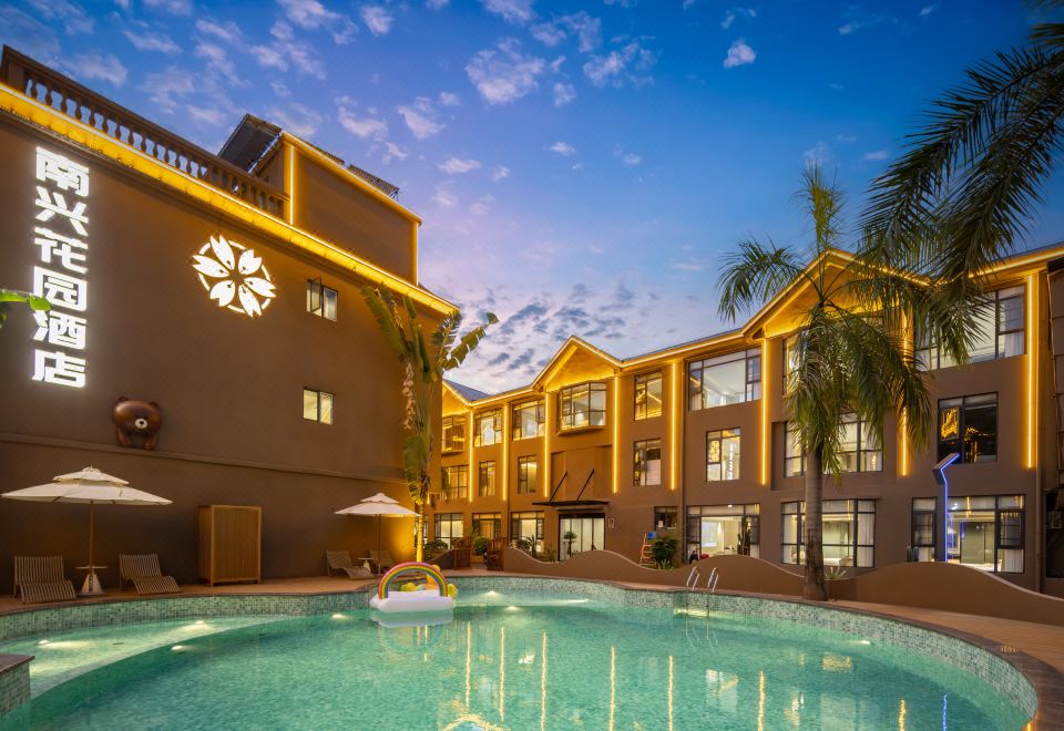 hotel overview picture