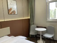 Home Inn Huayi Select Hotel (Tangshan Open University Yuanyangcheng) - موقف سيارات