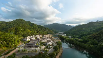 KASION HOMESTAY & RESORTS 동동 주변 호텔
