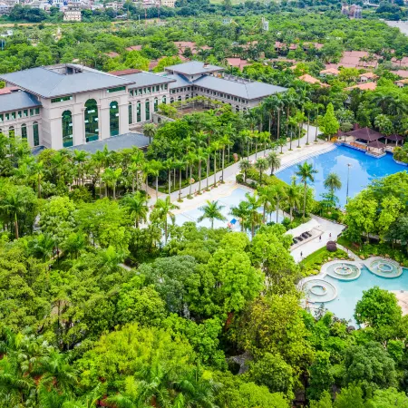 Dragon Bay Natural Hot Spring Resort