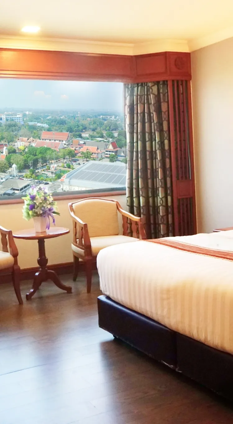 ห้องซูพีเรียร์ เตียงใหญ่ 1 เตียง