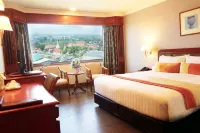 Topland Hotel & Convention Centre Hotels in Phitsanulok