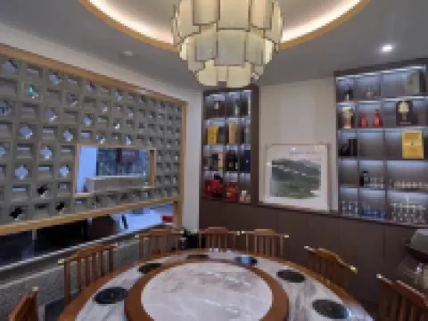 Shiping from St. Residence Hotéis em Shiping