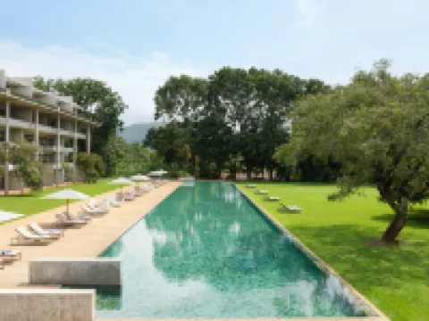 Jetwing Lake Hotels in Matale