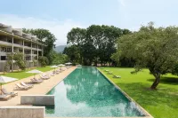 Jetwing Lake Hotels in Dambulla