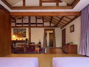 Passing-cloud Resort·Wenyuan (The Old Town of Lijiang)