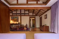 Passing-cloud Resort·Wenyuan (The Old Town of Lijiang)