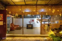 Sunshine Courtyard Sightseeing Home stay (Dali Old City Store