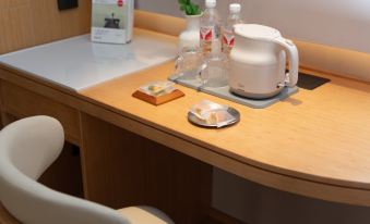 Homeinn Selected Hotel (Guiyang Huaxi College Town)