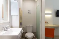 Cleo Hotel Tunjungan