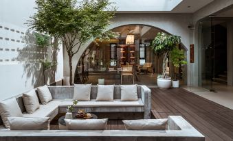 Rongguishan Designer Jiying Space Hualuo Lanjing Art Villa