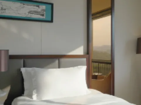 Howard Johnson Changsheng Plaza Meizhou Hotels in Meizhou