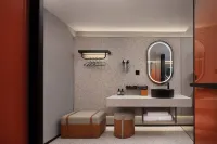 Wuhu Yunaman Future Hotel (Zhongshan Road Pedestrian Street Binjiang Park Branch)