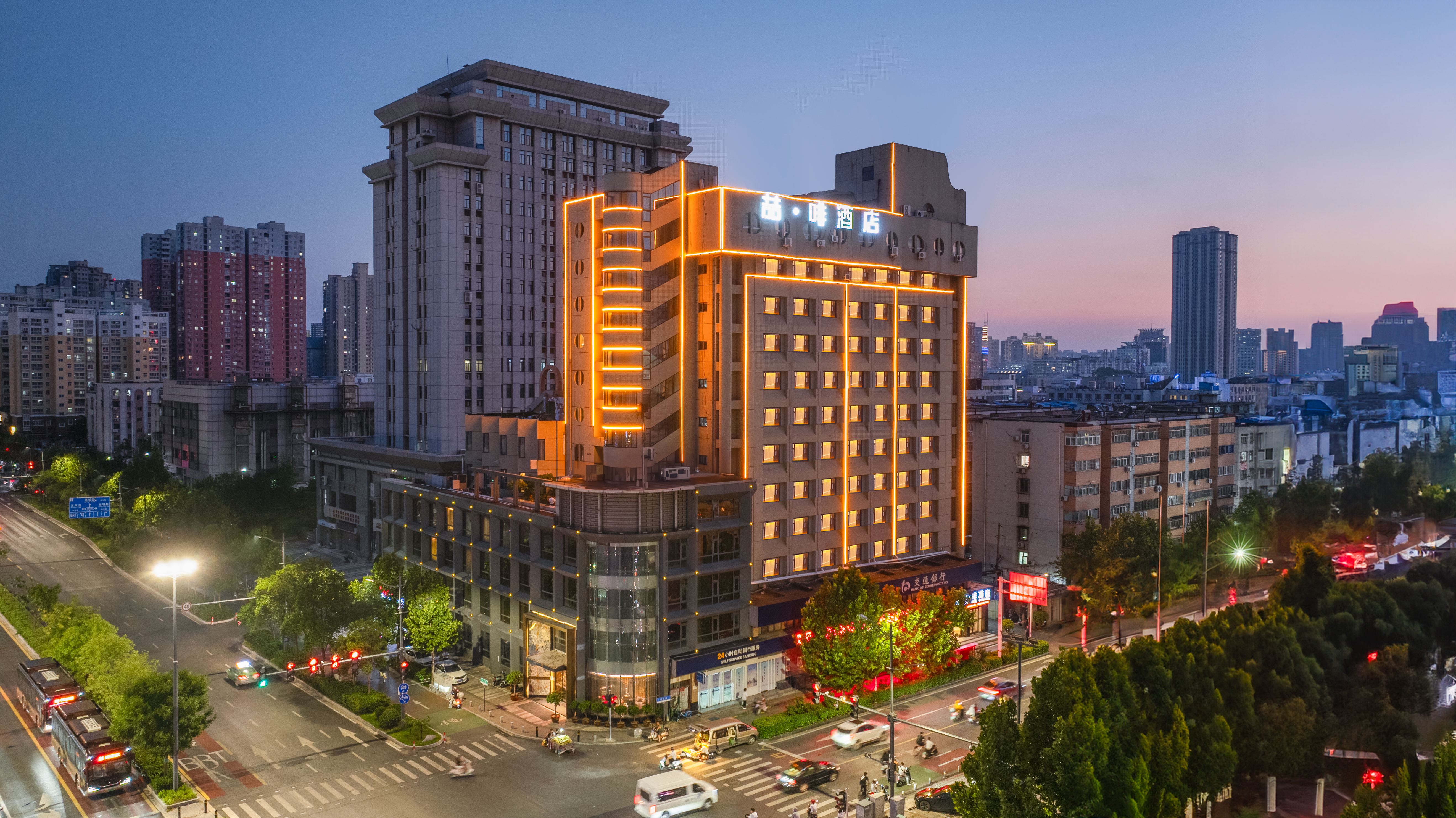 喆啡飯店（鄭州曼哈頓燕莊地鐵站店）