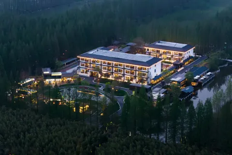 Huanghai Forest  Huajianting Jing Lin Eco-tourism Resort