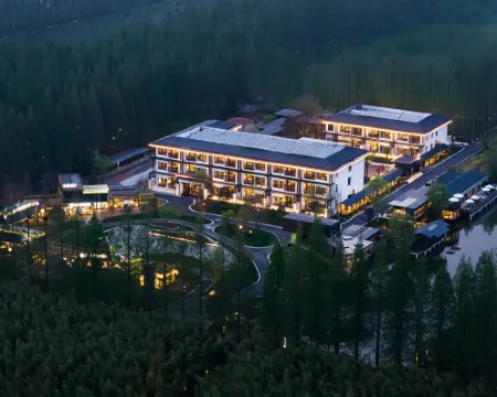 Blossom Hill Huanghai Forest Jing Lin Hotels in Dongtai