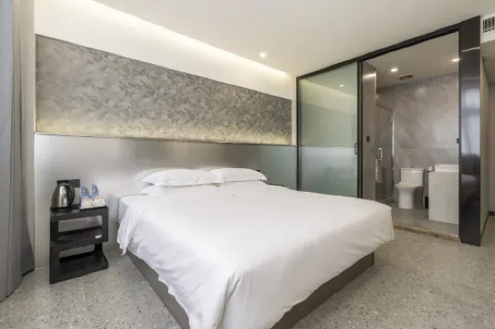 輕楓·雅居飯店（蘇州山塘街店）