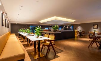 EZBoomtel Hotel (Ningbo Railway Station South Bus Station)