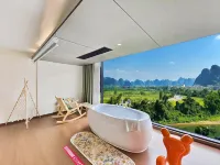 Qingxi Homestay (Yangshuo Impression Liu Sanjie Scenic Area Lijiang Branch)