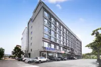 Yeste International Hotel (Wanning High speed Railway Station Branch) - parkir