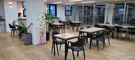 Hotel Ciel Отели рядом со станцией Byeongjeom Station