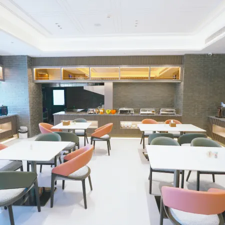 YunBo Hotel