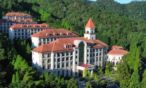 Holiday Way Resort Lushan