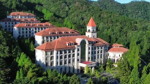 Holiday Way Resort Lushan