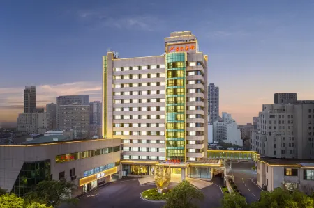 Yuanhe Hotel Отели в г. Синьюй