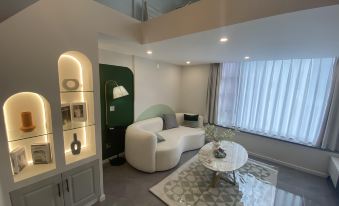 Linyun Mountain Homestay (Yichang East Station Marriott Center)