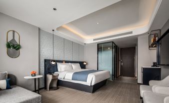 Yitel Collection Hotel (Lianyungang  Railway Station Hotel)