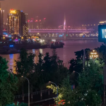 Yolo Private Soup Hot Spring Designer Hotel