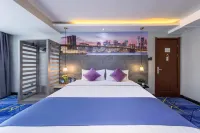 CAMERON LAUREN HOTEL - Kitchenette