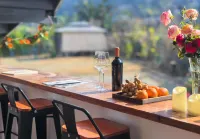Lanshan Wangyue Homestay (Yangshuo Shili Gallery Store) - bar