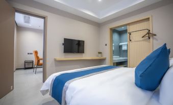 Kangyi Resort Hotel (Luxiang Ancient Town)