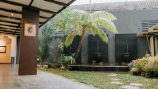 TUWUH HOTEL AT KAYUTANGAN