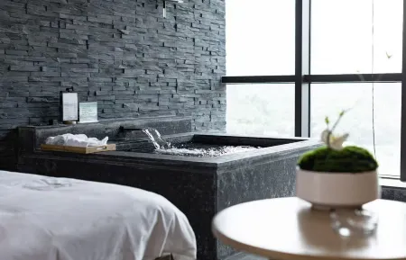 Maoshan Road Hot Spring Resort