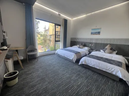 Yuanyang Huajing Homestay (Terraced Fields Scenic Area)