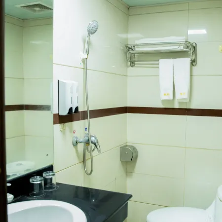 Yayuan Business Hostel